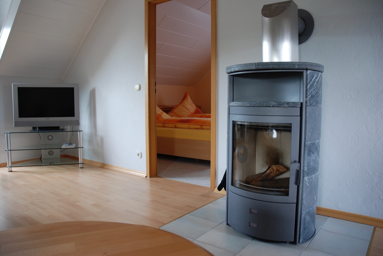 Kaminofen in der Ferienwohnung Fritsche in Schönkirchen